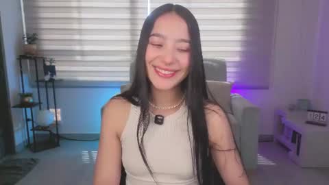 Sophie  online show from 24, 6, 2026