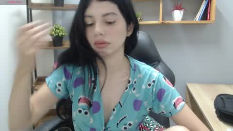 Snapshot of sophie_copers chatting on 14, 6, 2026 S O P H I E online show from 14, 6, 2026