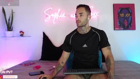 SOPHIE - FOXX online show from 22, 10, 2025