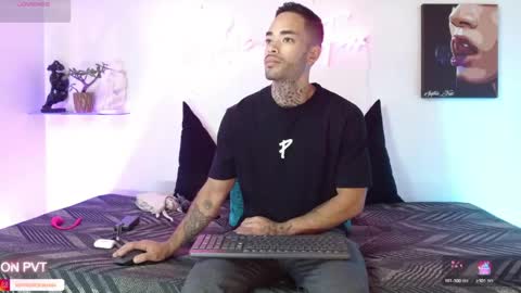 SOPHIE - FOXX online show from 28, 4, 2026