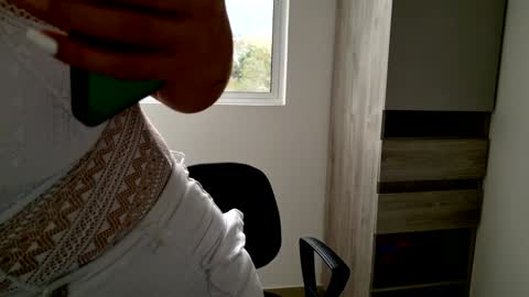 Snapshot of sophie_foxxx chatting on 28, 1, 2025 Sophie online show from 28, 1, 2025