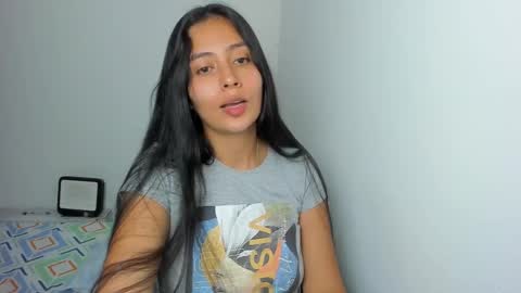 Snapshot of sophie_foxxx chatting on 20, 2, 2025 Sophie online show from 20, 2, 2025