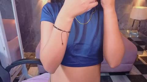 sophie_jones_b online show from 21, 4, 2026