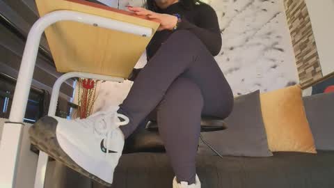 Sophie online show from 9, 3, 2026