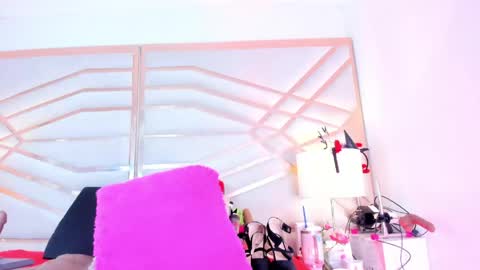sophie_newton online show from 22, 4, 2026