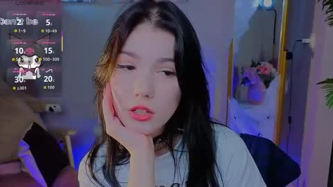 Snapshot of sophie_nomenal_ chatting on 28, 10, 2025 sophie_nomenal_ online show from 28, 10, 2025