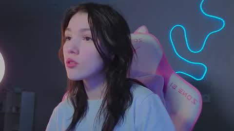 Snapshot of sophie_nomenal_ chatting on 5, 12, 2025 sophie_nomenal_ online show from 5, 12, 2025