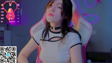 sophie_nomenal_ online show from 18, 2, 2026