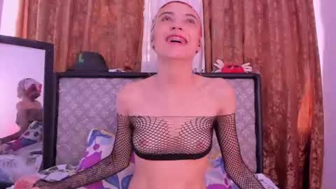 Sophie online show from 12, 6, 2026