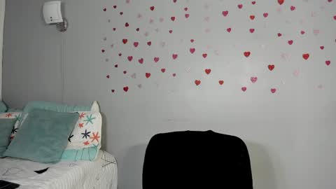 sophie_w1 online show from 23, 4, 2026