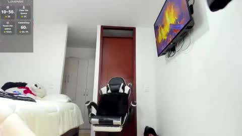 Snapshot of sophiebaker__ chatting on 11, 9, 2025 sophiebaker__ online show from 11, 9, 2025