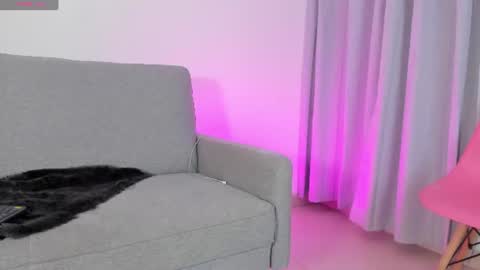 sophie  online show from 24, 6, 2026