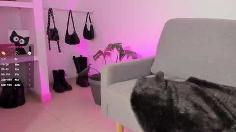 sophie  online show from 18, 7, 2026