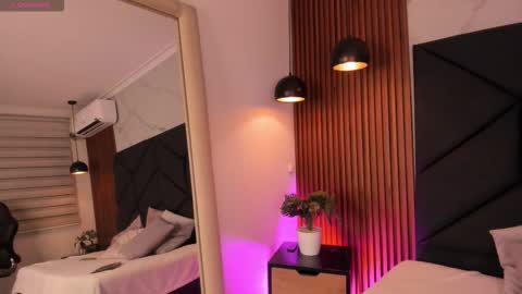 Sophie online show from 28, 10, 2025