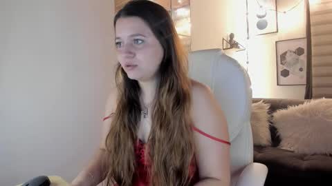 Sophie  online show from 11, 10, 2025