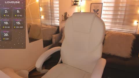 Sophie  online show from 9, 3, 2026