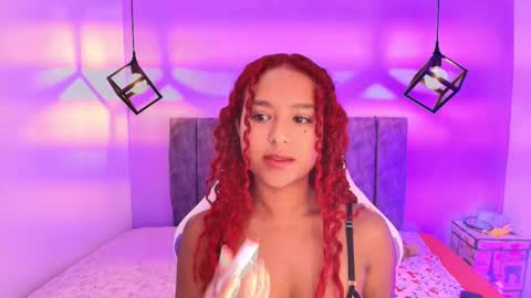 Snapshot of sophiee_velvet chatting on 1, 10, 2025 online show from 1, 10, 2025