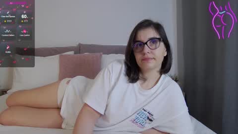 Sophie Rain online show from 16, 2, 2025