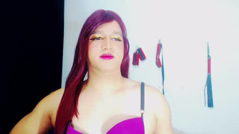 sophiehillsxo online show from 22, 11, 2025