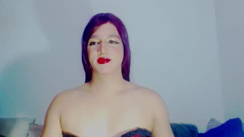 sophiehillsxo online show from 25, 2, 2026