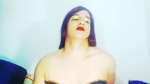 sophiehillsxo online show from 17, 4, 2026