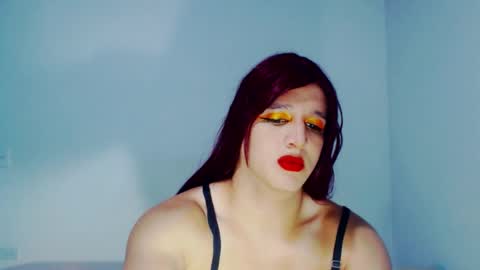 sophiehillsxo online show from 23, 7, 2026