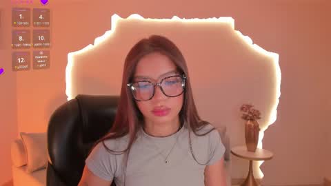 Sophie Houston online show from 27, 6, 2026