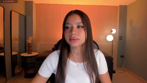 Sophie Houston online show from 31, 7, 2026