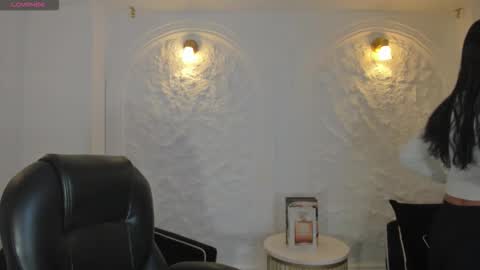 Sophie online show from 22, 2, 2026