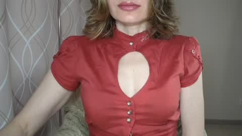 Sophiemisss online show from 2, 4, 2026