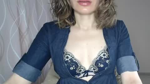 Sophiemisss online show from 6, 6, 2026
