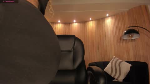 Sophie  Palmer online show from 6, 3, 2026