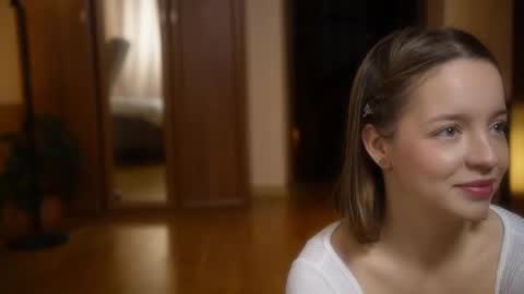 Snapshot of sophiephoria chatting on 12, 10, 2025 Sophie Next stream 3 online show from 12, 10, 2025