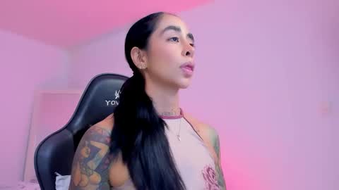 Snapshot of sophierooy chatting on 18, 5, 2026 sophierooy online show from 18, 5, 2026