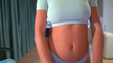 Snapshot of sophiesticate chatting on 20, 10, 2025 online show from 20, 10, 2025