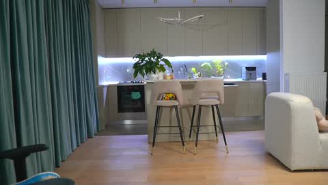 Snapshot of sophiesticate chatting on 28, 10, 2025 online show from 28, 10, 2025