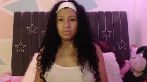 Sophia this is not my real name online show from 18, 10, 2025