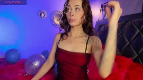 sophi online show from 13, 1, 2025
