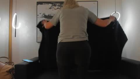 Sophi online show from 27, 4, 2026