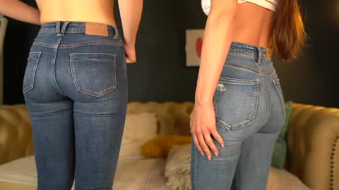 Sophydiva online show from 17, 11, 2025