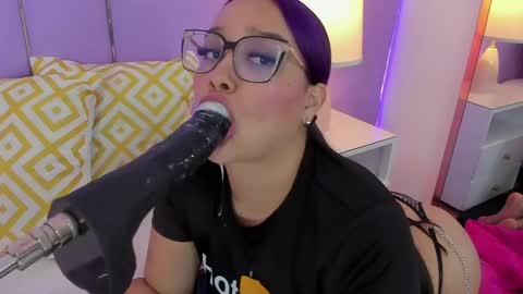 Sophy online show from 23, 4, 2026