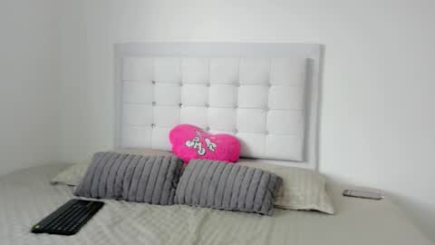 Sofia  online show from 21, 10, 2025