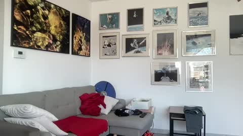 soumisanal2013 online show from 28, 2, 2026