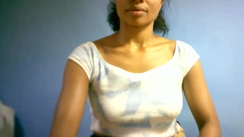 sourayaa online show from 18, 4, 2026