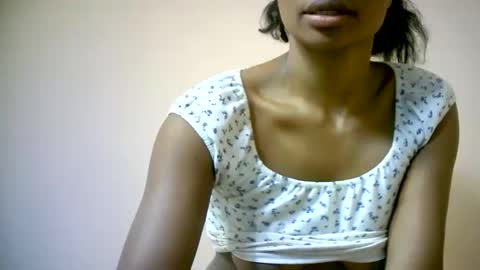 Snapshot of sourayaa chatting on 3, 6, 2026 sourayaa online show from 3, 6, 2026
