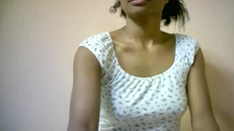 Snapshot of sourayaa chatting on 4, 6, 2026 sourayaa online show from 4, 6, 2026