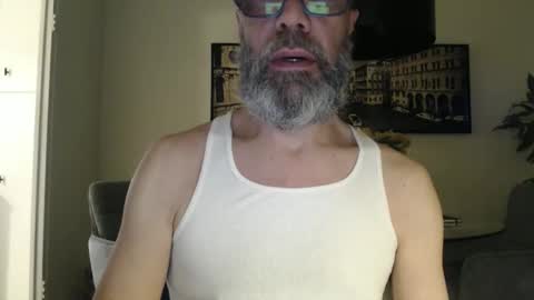 Snapshot of souzdal_toronto chatting on 4, 2, 2026 Souzdal Toronto online show from 4, 2, 2026