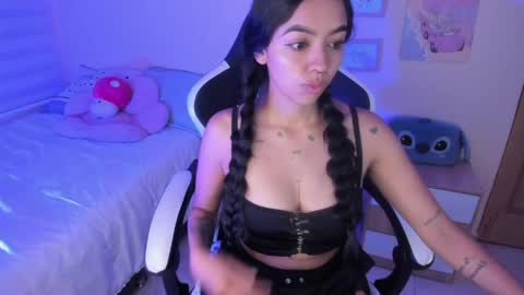 soy_gabrielaa online show from 21, 5, 2026