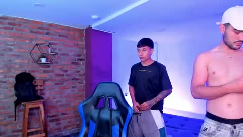 Gabo Lucas and Justin online show from 22, 4, 2026