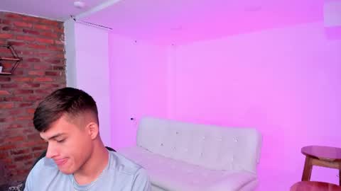 Gabo Lucas and Justin online show from 22, 7, 2026